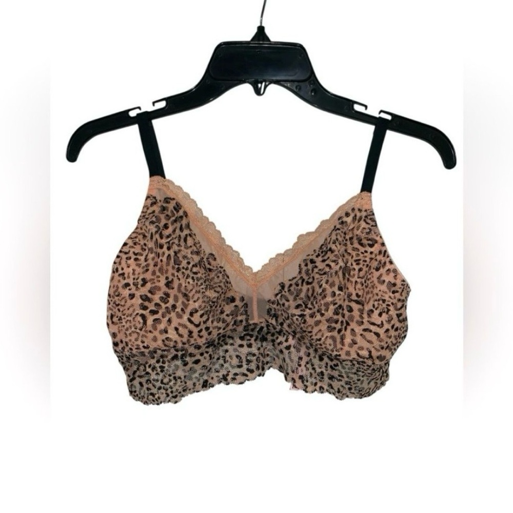 Victoria's Secret "The T-Shirt" Nude Leopard Posey Lace Bralette.